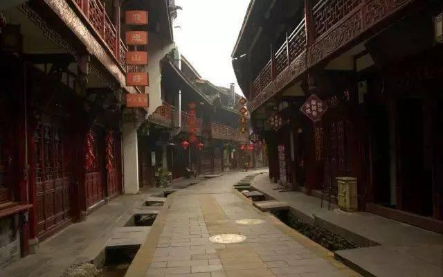 解锁吉鹿力问答社区,尽在快手关注上限怎么取消?